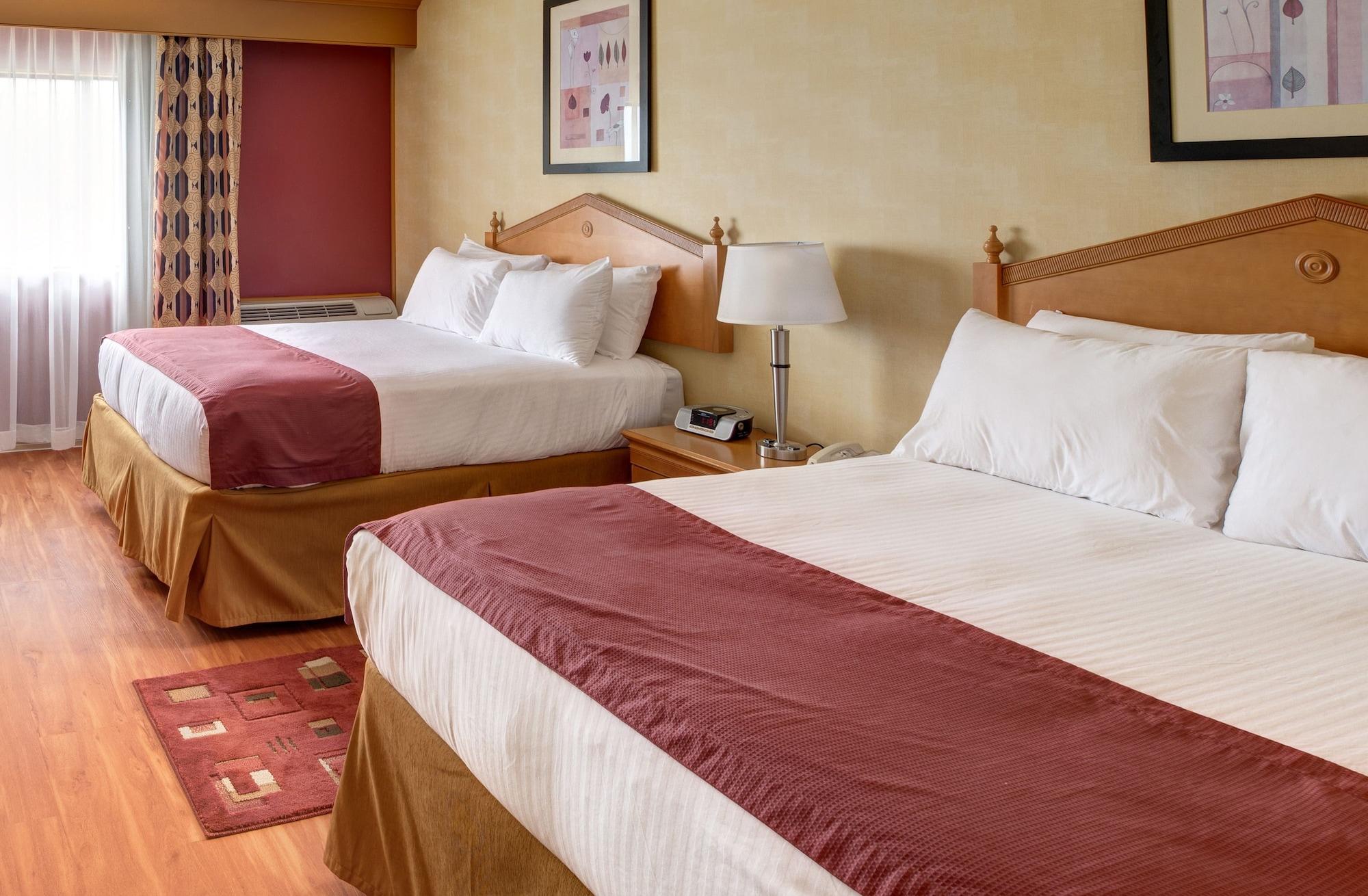 Ramada By Wyndham Toms River Esterno foto